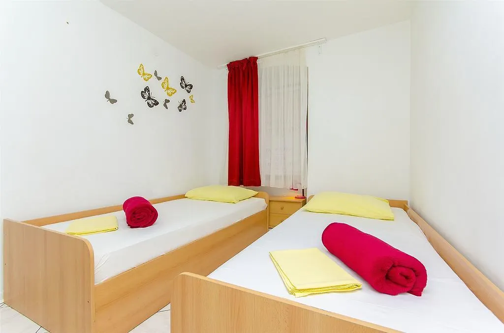 Apartment And Room Old Town Split